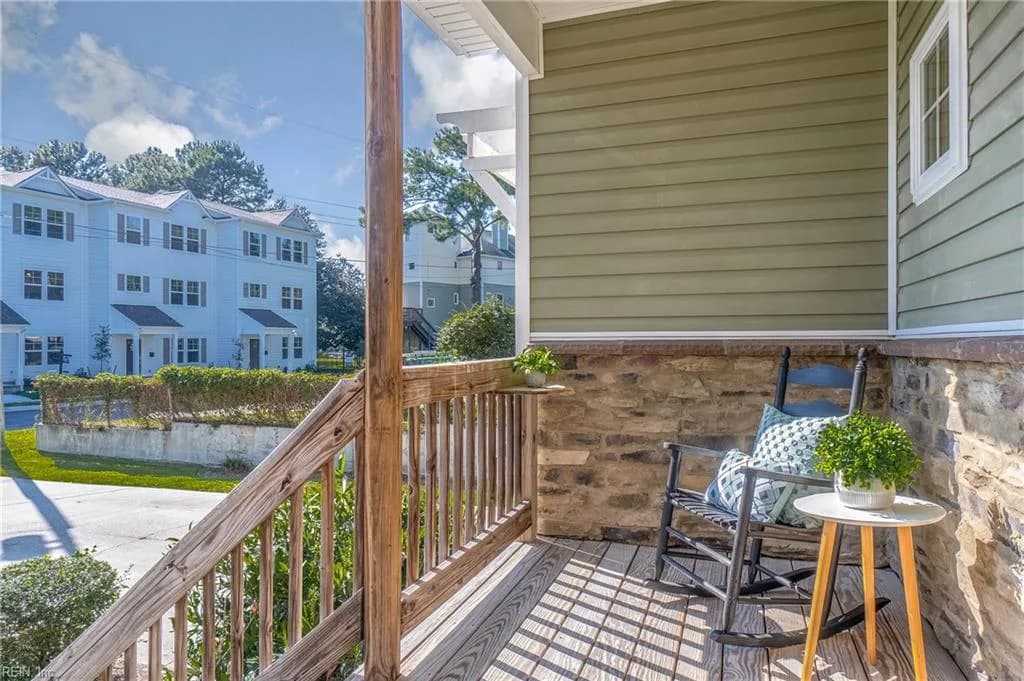 2922 Pretty Lake AVE, NORFOLK VA 23518 - Photo 4