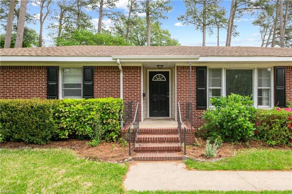 2204 Bayville RD, VIRGINIABEACH VA 23455 - Photo 4