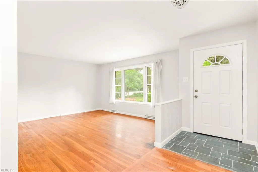 2204 Bayville RD, VIRGINIABEACH VA 23455 - Photo 5