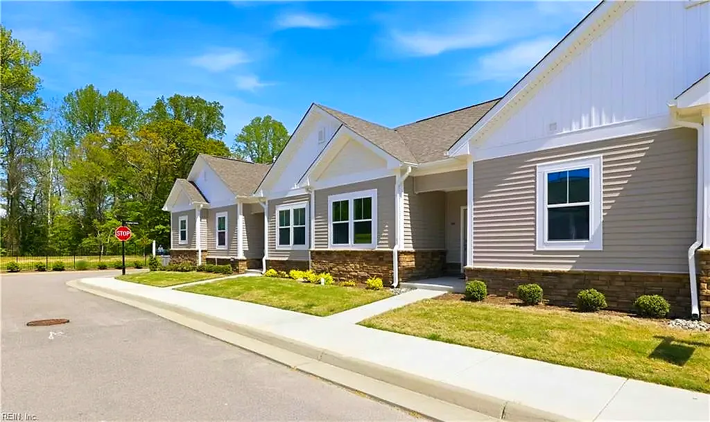 1200 Capella LN #A, SUFFOLK VA 23434