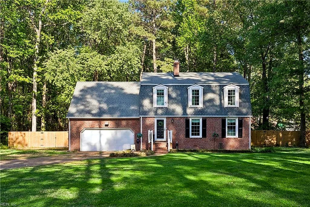 55 Cedar RD, POQUOSON VA 23662 - Main photo