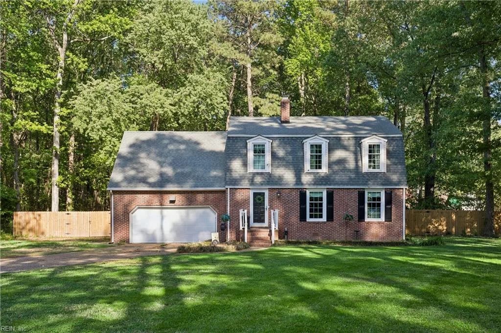55 Cedar RD, POQUOSON VA 23662 - Main photo