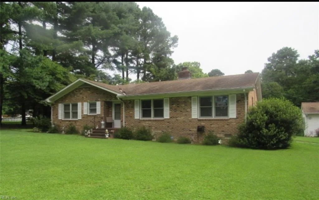 5257 Chestnut Fork RD, GLOUCESTER VA 23061