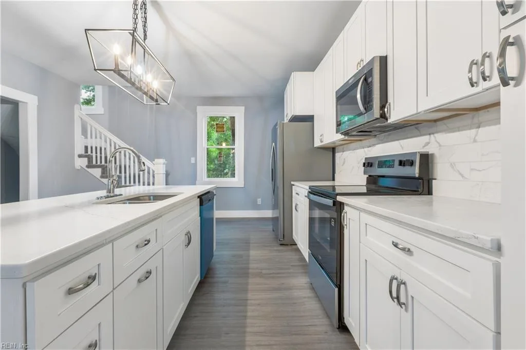 2211 Parish AVE, NEWPORTNEWS VA 23607 - Photo 5