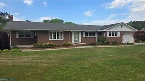 250 Baby LN, MATHEWS VA 23109