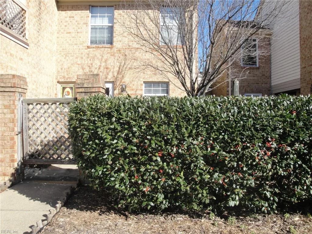 3994 Wyckoff DR, VIRGINIABEACH VA 23452 - Photo 2