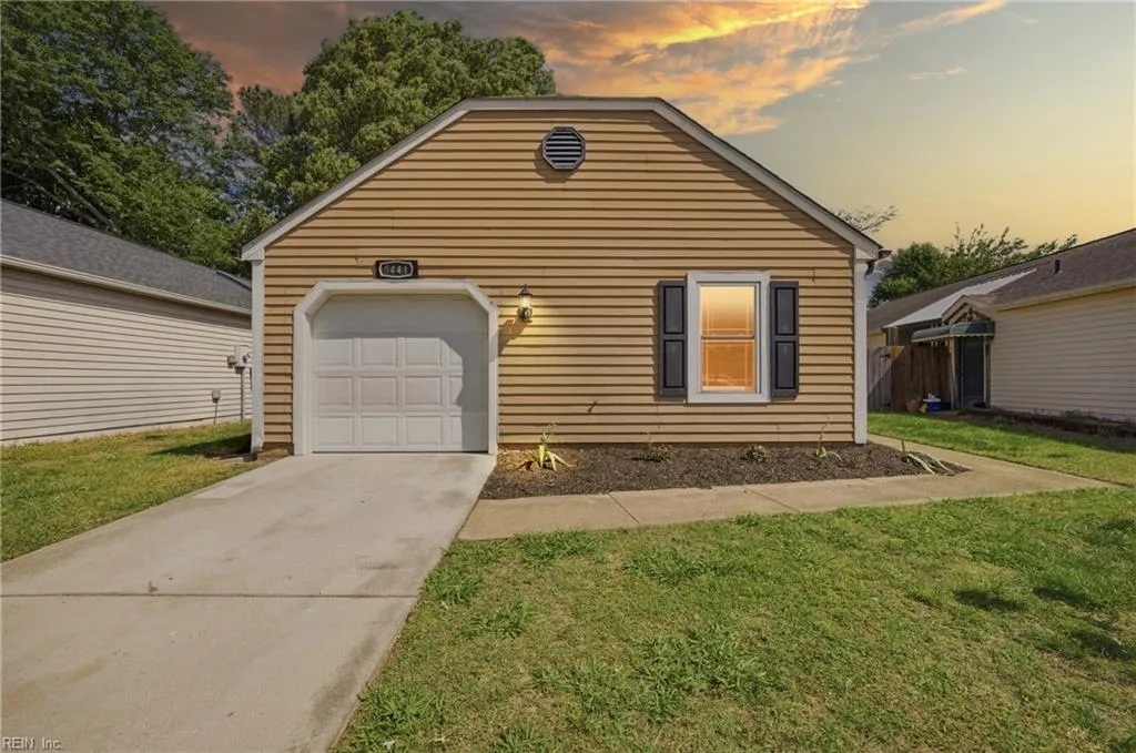 5441 Chatham Hall DR, Virginia Beach — 3 bed Residential, 1,492 sqft