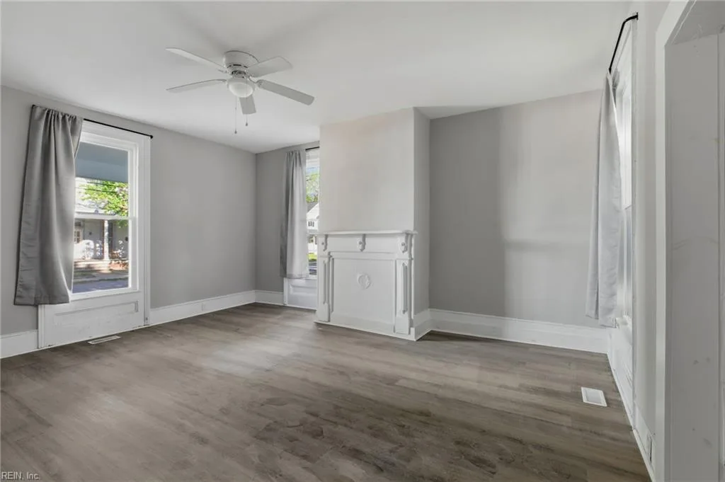124 Wellons ST, SUFFOLK VA 23434 - Photo 4