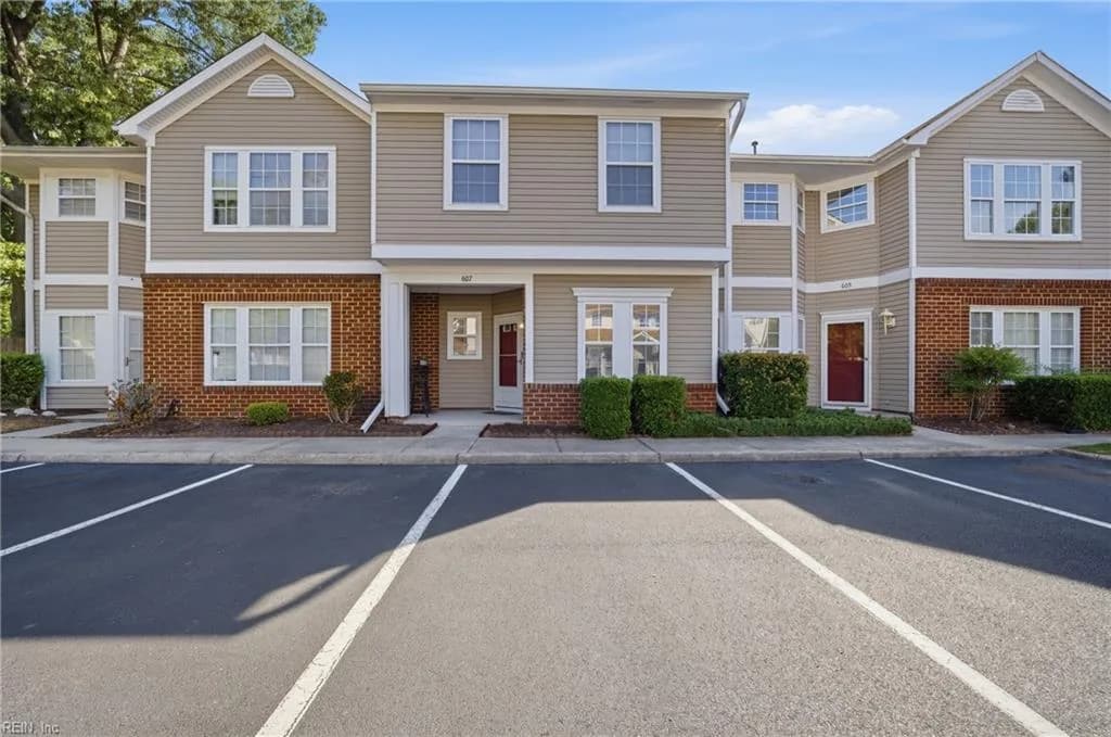 607 Caboose CT, CHESAPEAKE VA 23320 - Photo 3