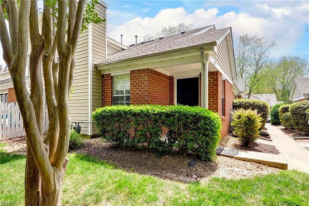 703 Westgate CIR, Williamsburg — 3 bed Residential, 1,759 sqft