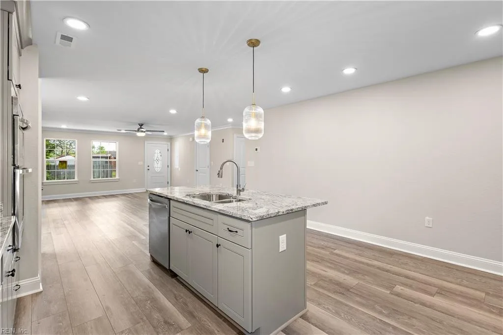 3405 Woodstock ST, PORTSMOUTH VA 23701 - Photo 5
