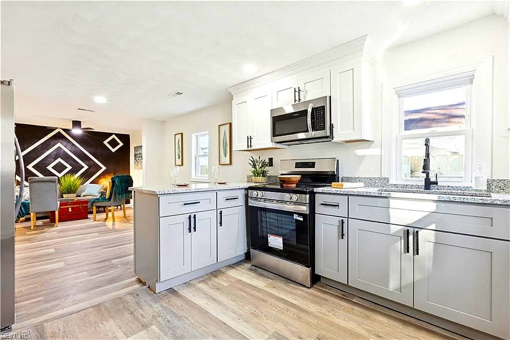 204 Bute ST, Suffolk — 3 bed Residential, 1,264 sqft