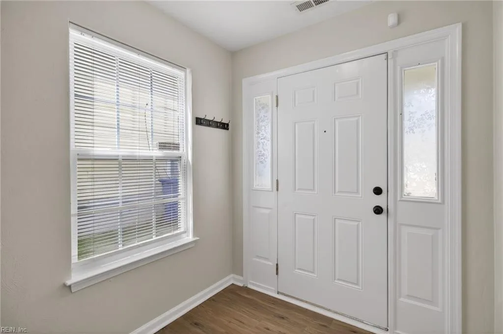 1608 Selden AVE, NORFOLK VA 23523 - Photo 4