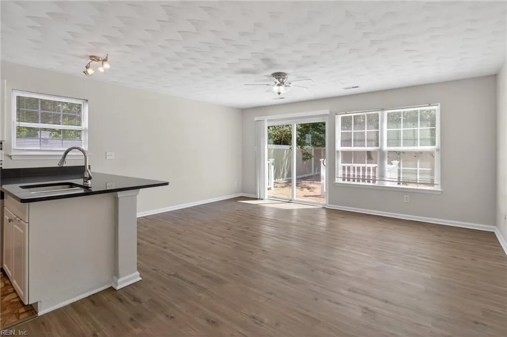 1608 Selden AVE, NORFOLK VA 23523 - Photo 5