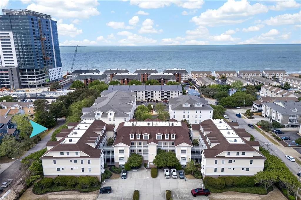 2992 Shore DR #303, VIRGINIABEACH VA 23451