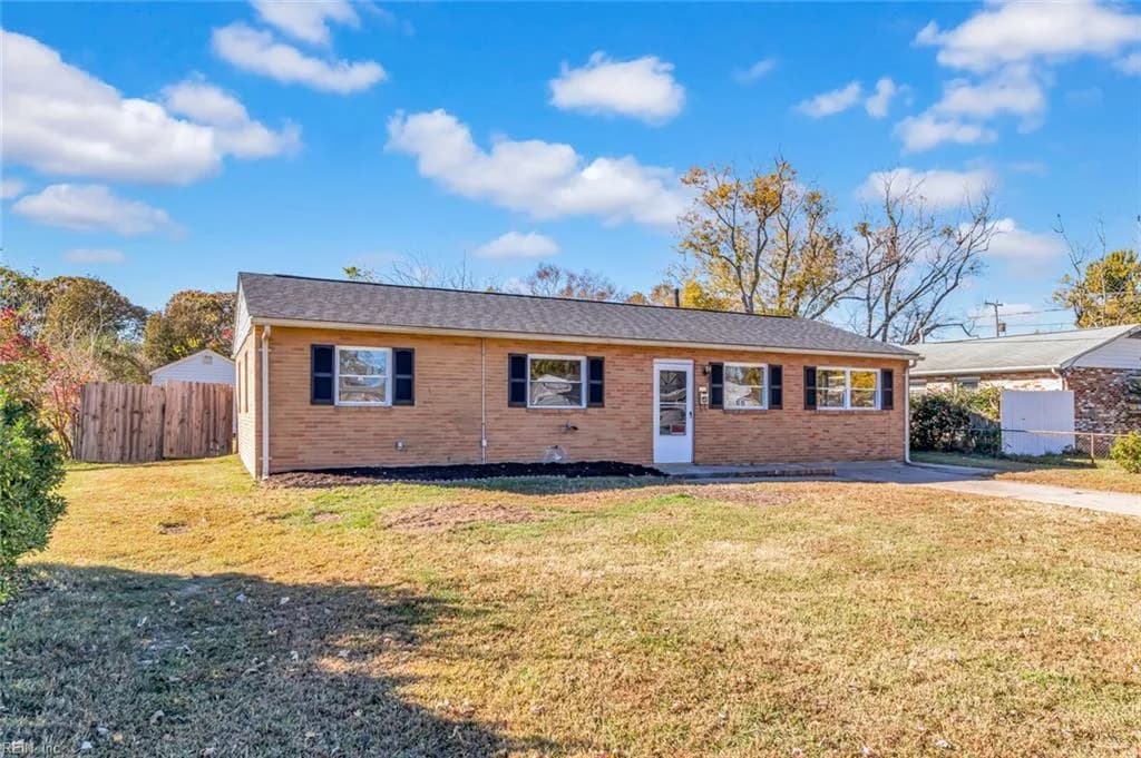 635 Kings View CT, HAMPTON VA 23669 - Photo 4