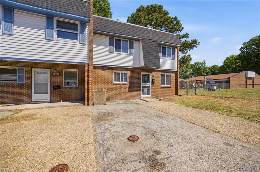 1236 Curie CT, NORFOLK VA 23513 - Photo 3