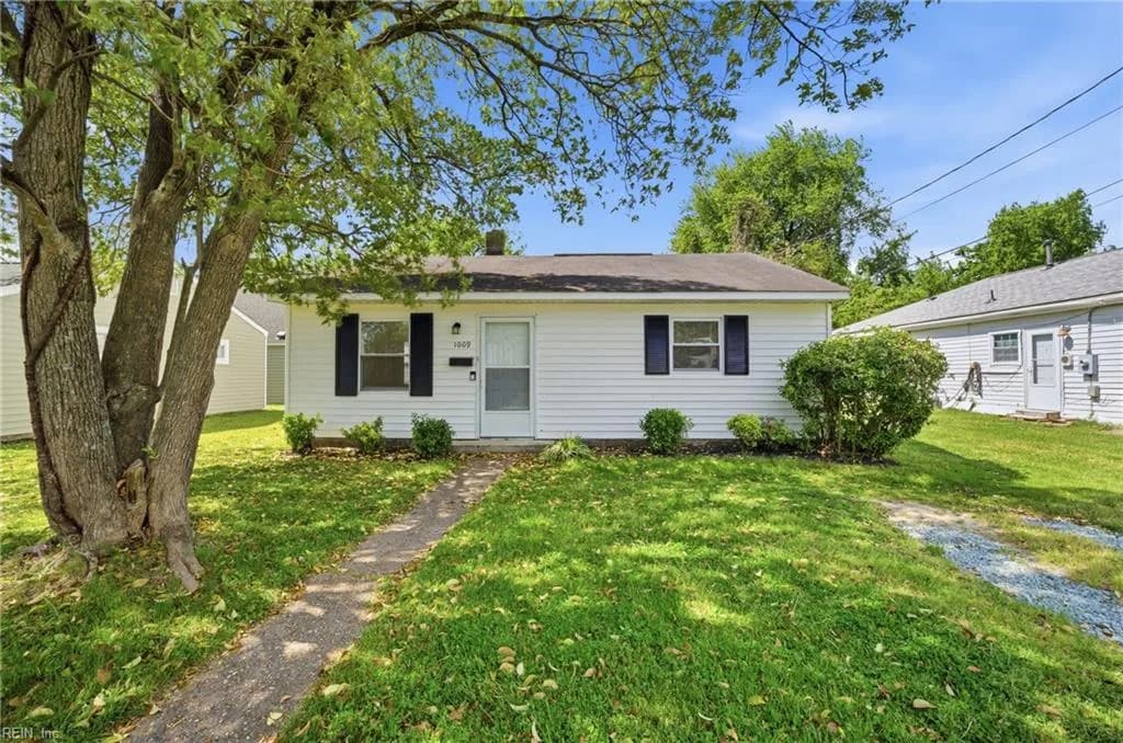 1009 Rowe ST, HAMPTON VA 23669 - Main photo