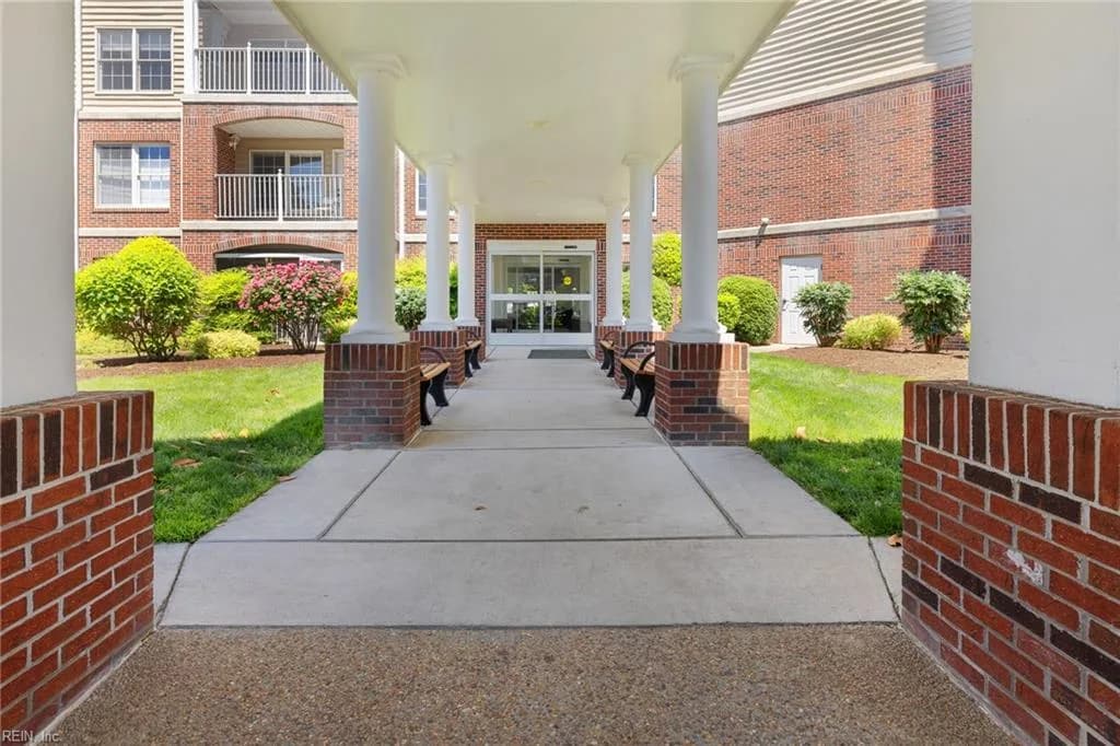 985 Fleet DR #459, VIRGINIABEACH VA 23454 - Photo 5