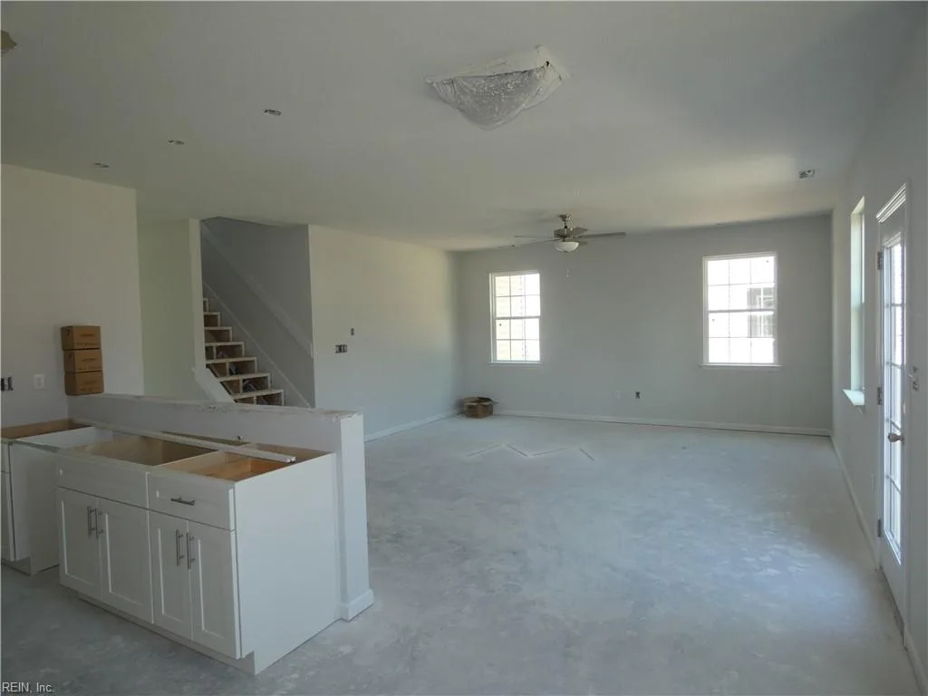 1724 B English AVE, CHESAPEAKE VA 23320 - Photo 4