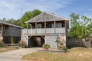 2010 Yorktown ST, KILLDEVILHILLS NC 27948 - Photo 2