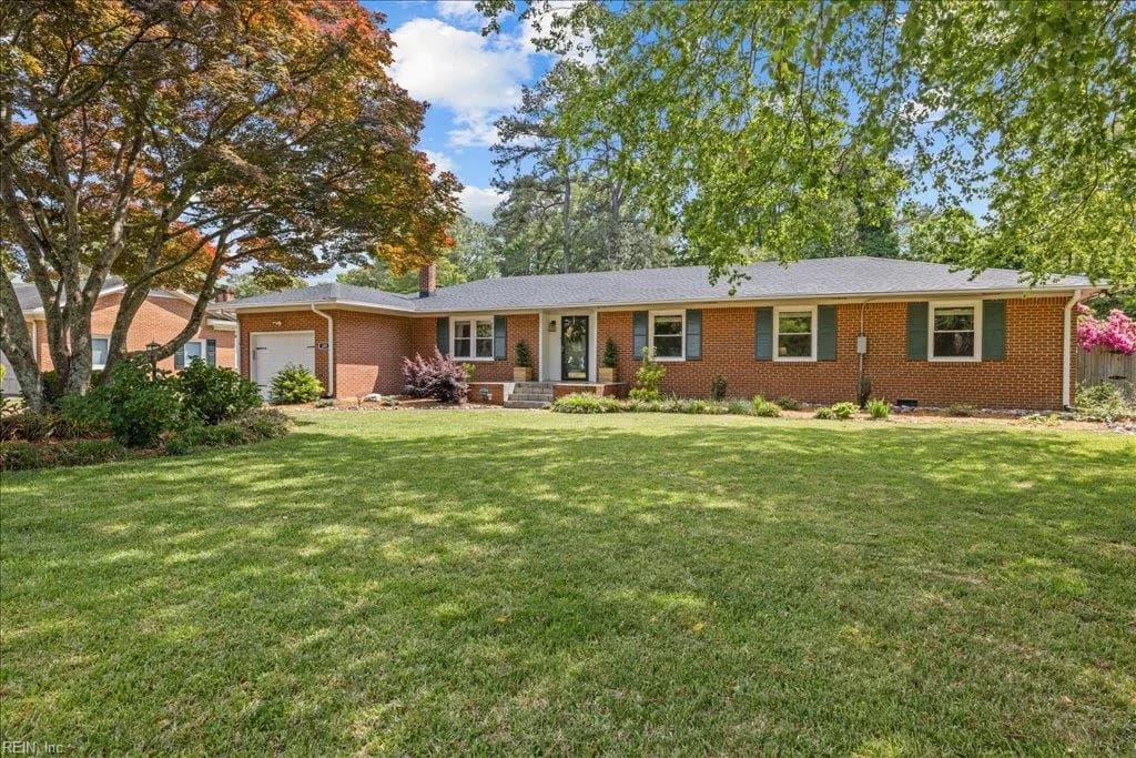 329 Old DR, CHESAPEAKE VA 23322 - Main photo