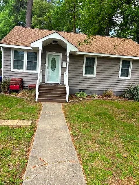 610 Mclawhorne DR, NEWPORT NEWS VA 23605