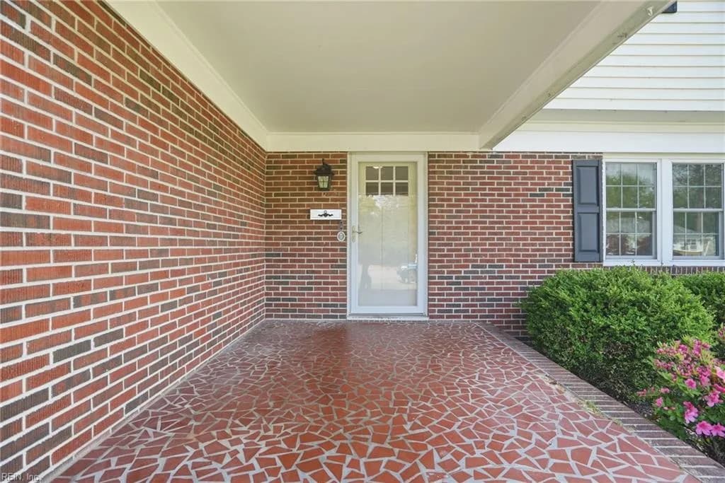 90 Saint Croix DR, NEWPORTNEWS VA 23602 - Photo 5
