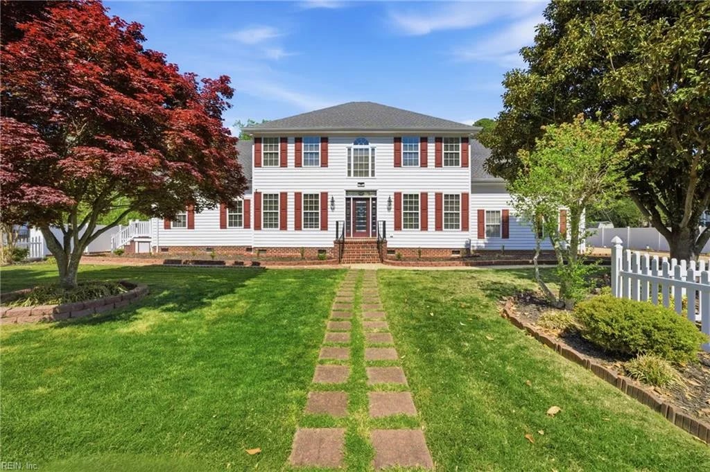 30 Holloway RD, NEWPORTNEWS VA 23602