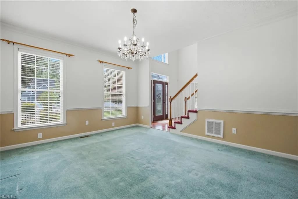 30 Holloway RD, NEWPORTNEWS VA 23602 - Photo 5