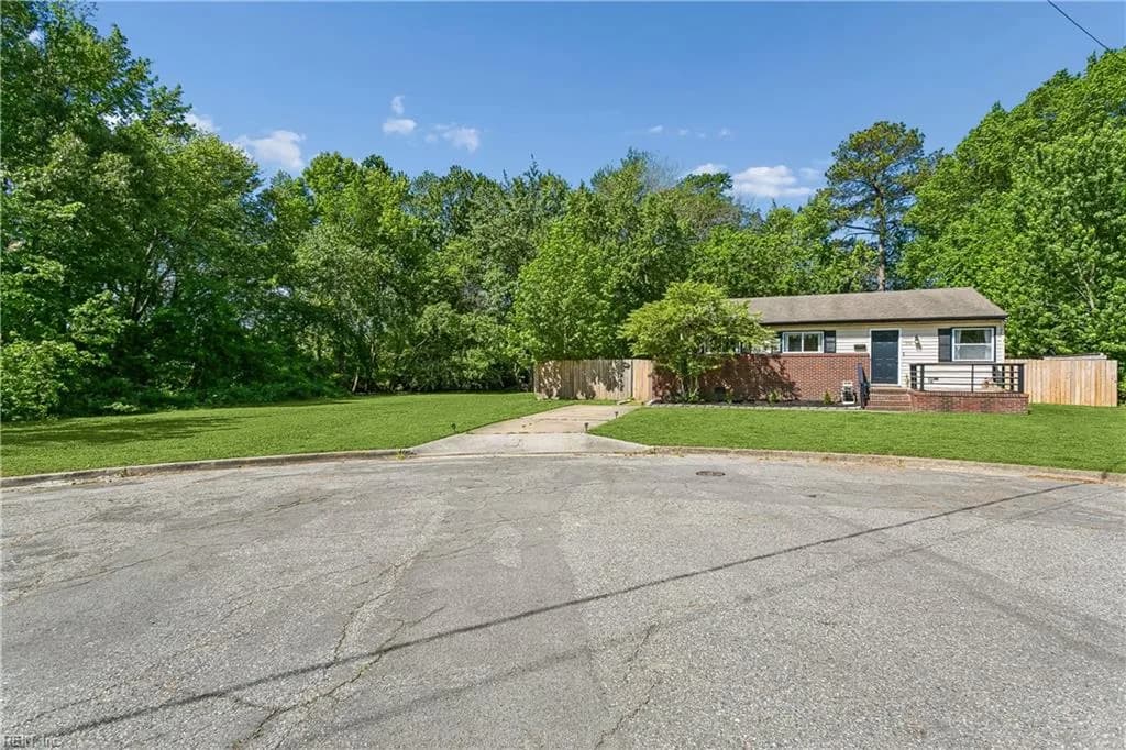 326 Duluth CT, HAMPTON VA 23666 - Photo 4