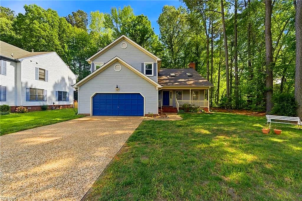 100 Blacksmith ARCH, YORKTOWN VA 23693 - Main photo