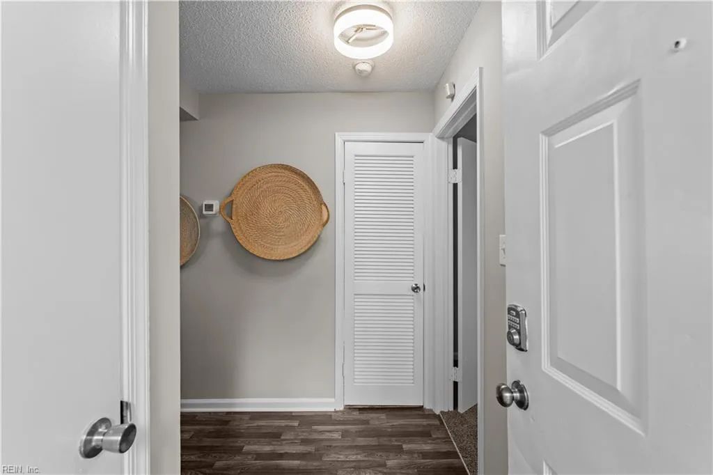 502 Thorncliff DR #104, NEWPORTNEWS VA 23608 - Photo 5