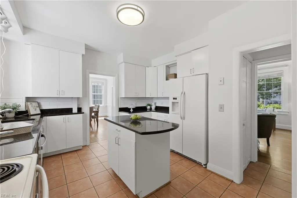 1316 Mallory CT, NORFOLK VA 23507 - Photo 5