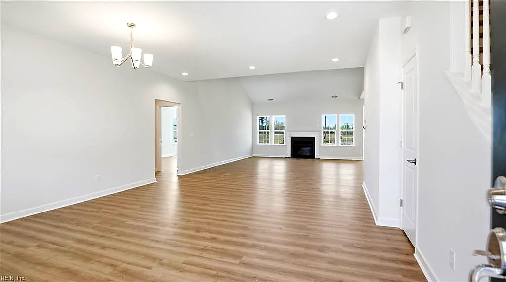 6015 Sam Callis CIR, SUFFOLK VA 23435 - Photo 4
