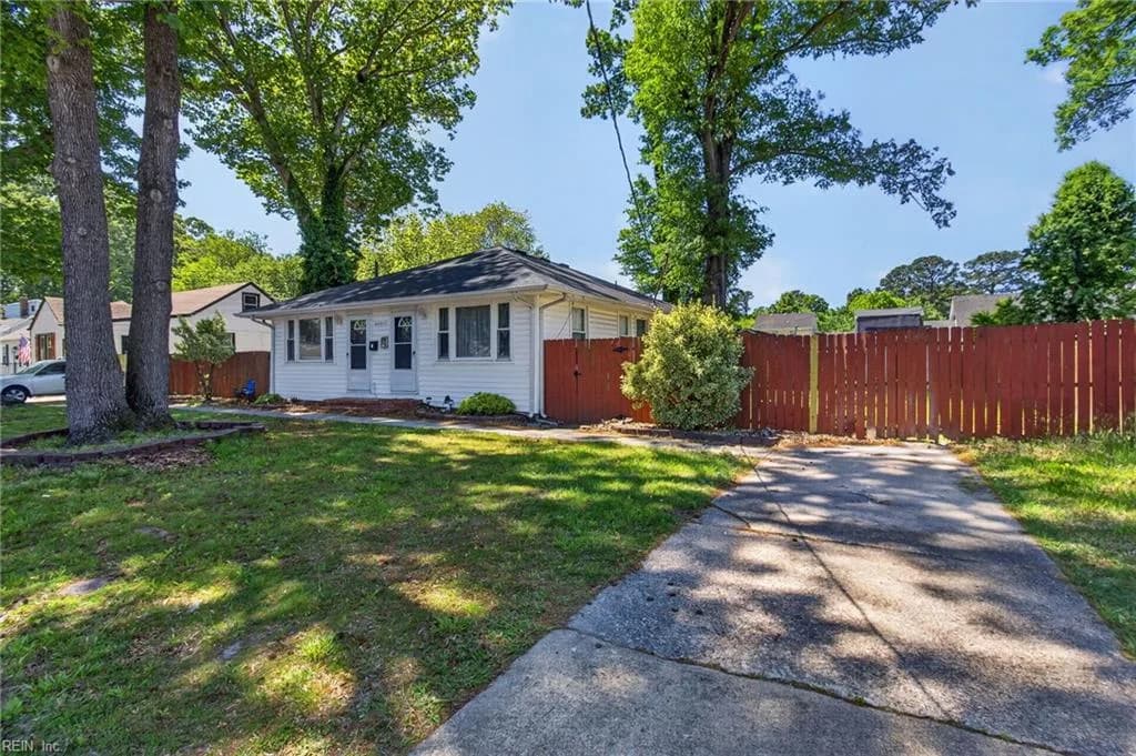 6351 Edward ST, NORFOLK VA 23513 - Photo 3