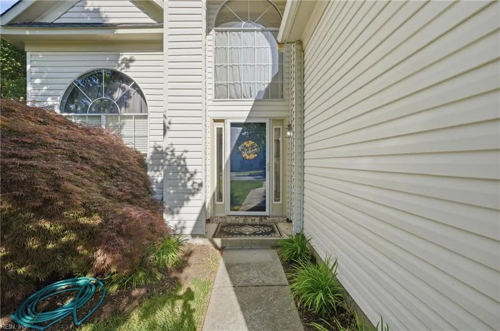 2572 Seven Kings RD, VIRGINIABEACH VA 23456 - Photo 3
