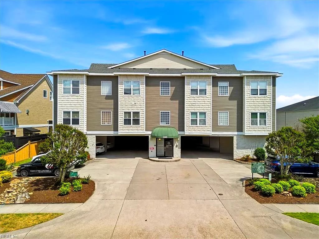 2320 Sea Shell RD #203, Virginia Beach — 3 bed Residential, 1,600 sqft