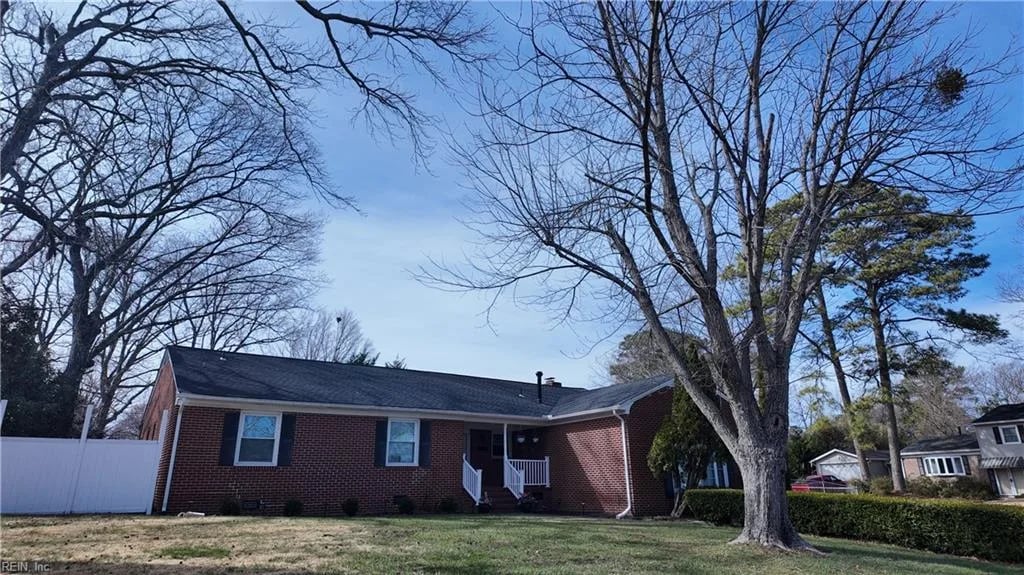 1757 Lafayette DR, HAMPTON VA 23664