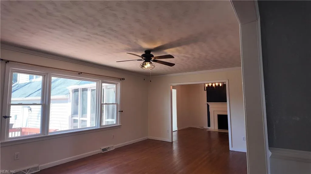 1757 Lafayette DR, HAMPTON VA 23664 - Photo 5