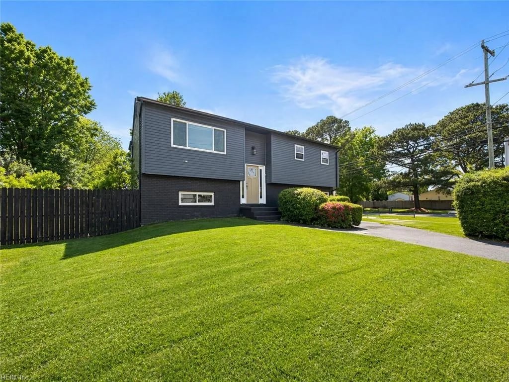 3549 Silina DR, VIRGINIABEACH VA 23452