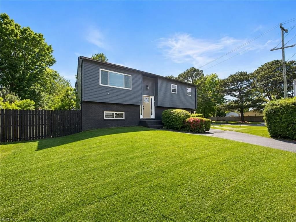 3549 Silina DR, VIRGINIABEACH VA 23452 - Photo 2