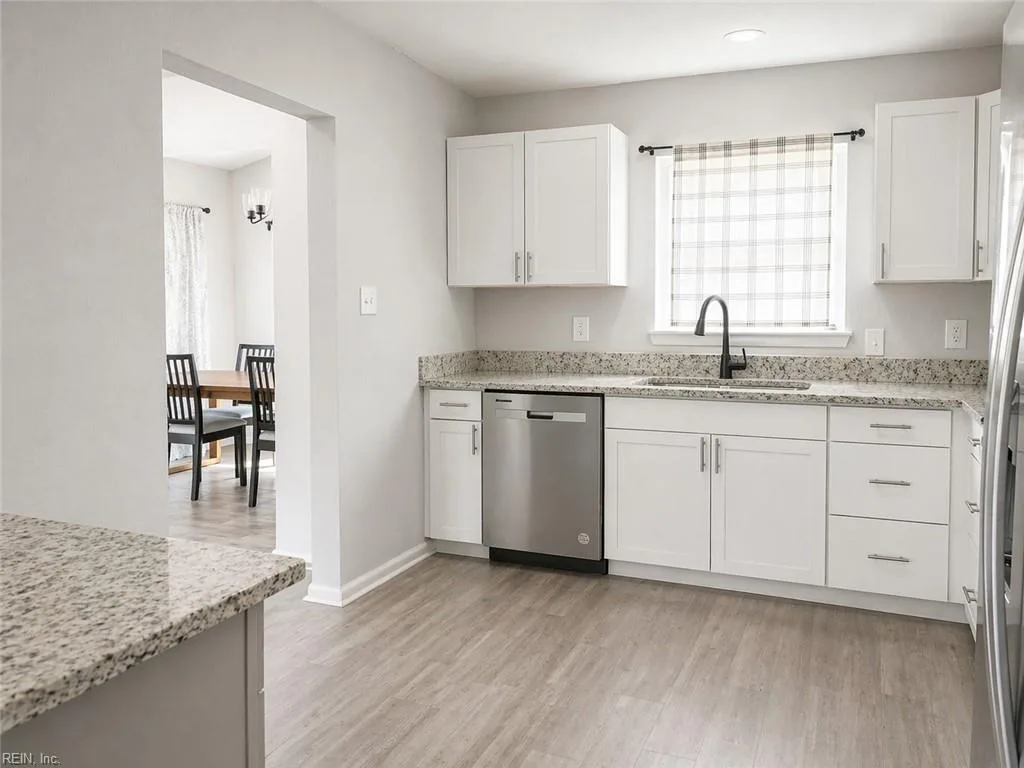 3549 Silina DR, VIRGINIABEACH VA 23452 - Photo 5