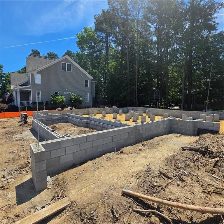 1221 Founders Pointe TRL, CARROLLTON VA 23314 - Photo 5