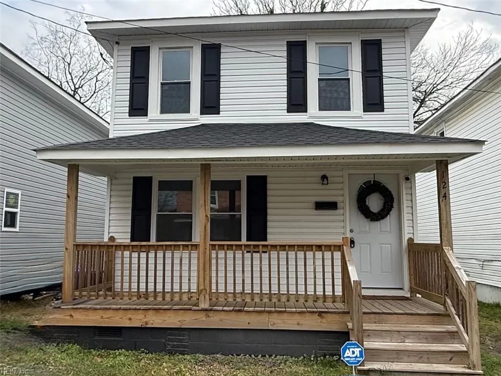 124 Halifax ST, SUFFOLK VA 23434 - Photo 2