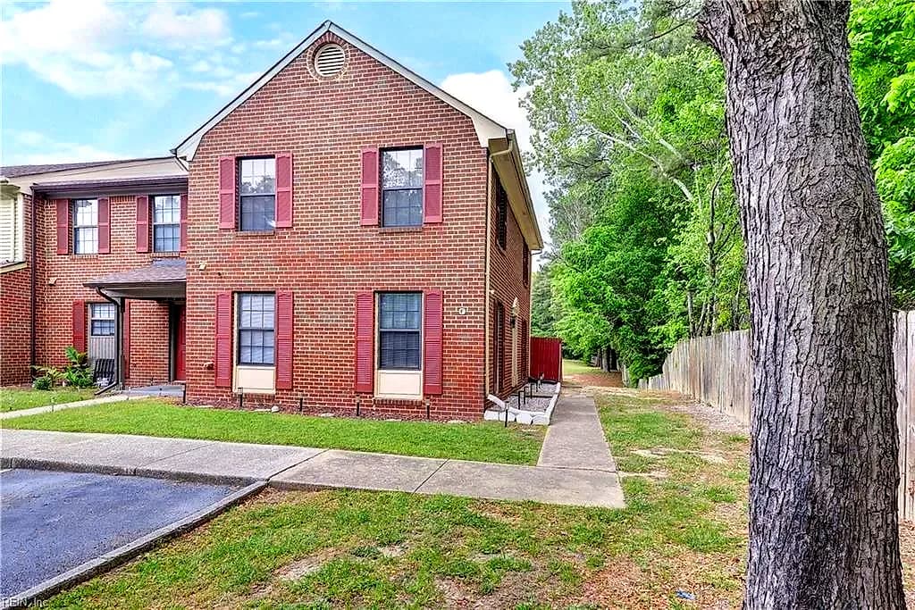 363 Deputy LN #F, NEWPORTNEWS VA 23601 - Main photo