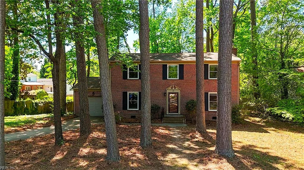 34 Laurel Wood RD, NEWPORT NEWS VA 23602