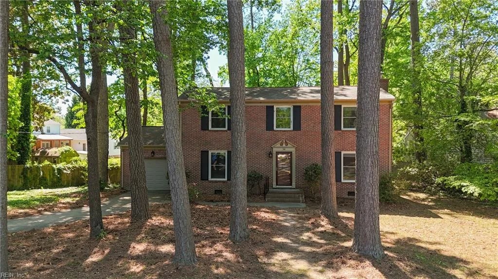 34 Laurel Wood RD, NEWPORTNEWS VA 23602