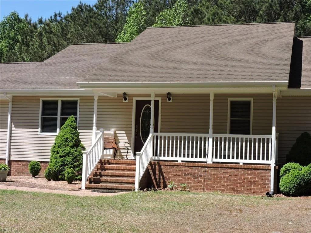869 EBENEZER CHURCH RD, COBBSCREEK VA 23035 - Photo 3