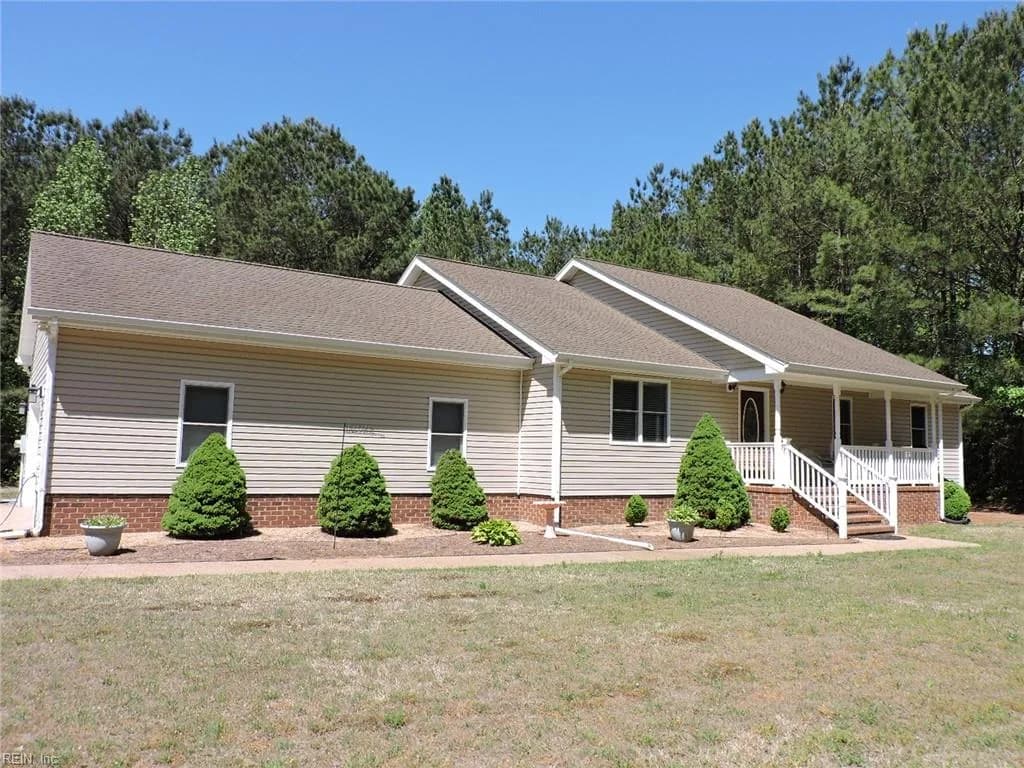 869 EBENEZER CHURCH RD, COBBSCREEK VA 23035 - Photo 5